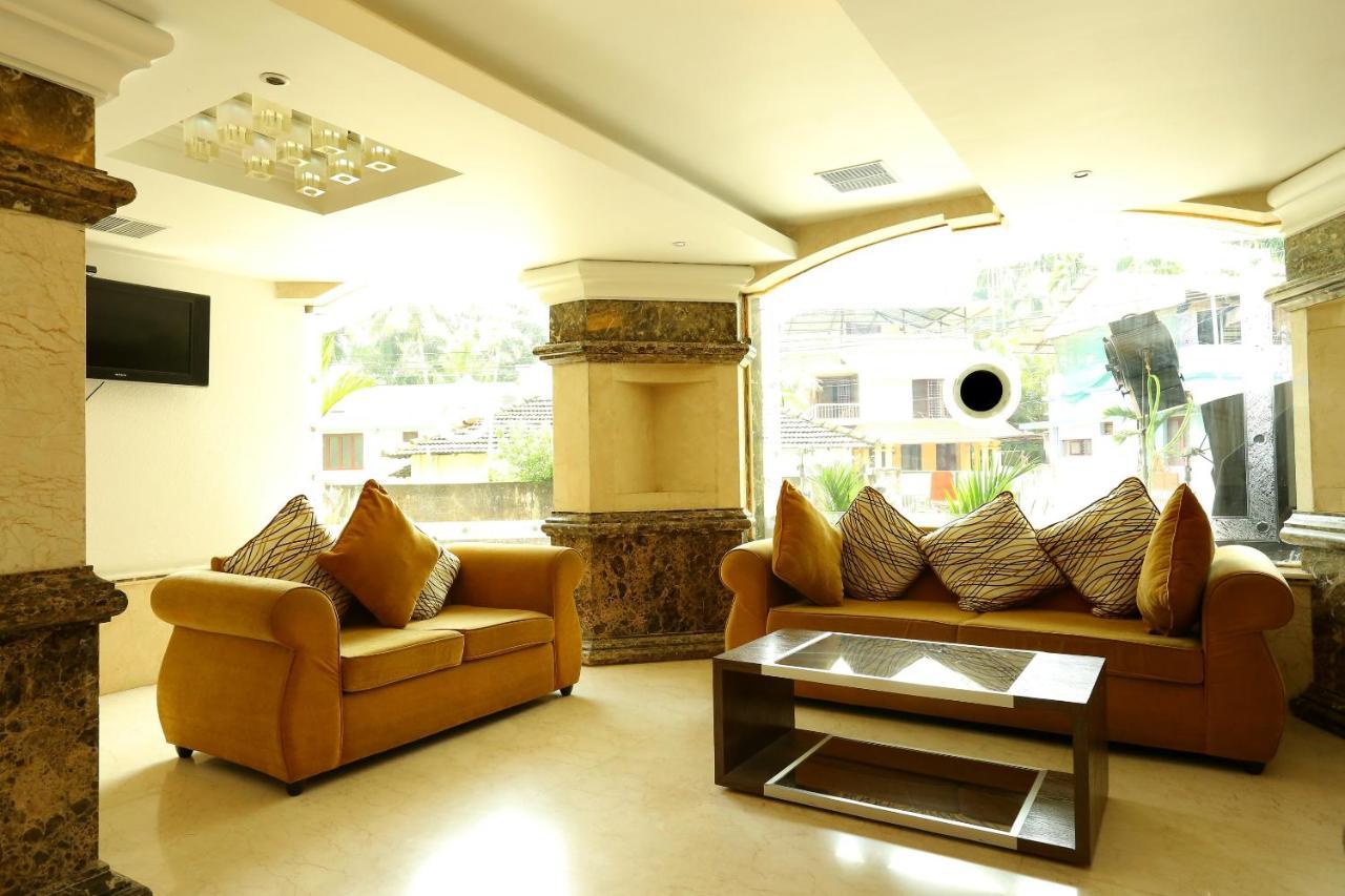 Emarald Hotel Cochin Kochi Εξωτερικό φωτογραφία