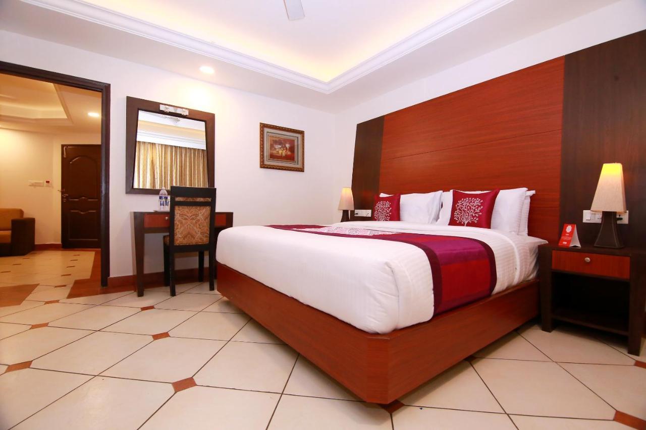 Emarald Hotel Cochin Kochi Εξωτερικό φωτογραφία