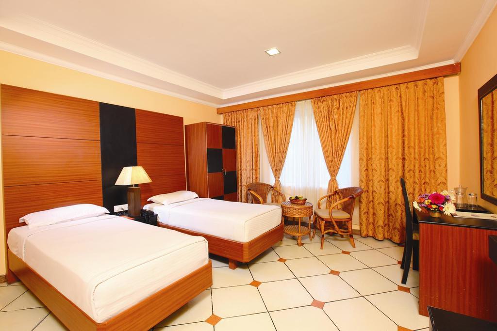 Emarald Hotel Cochin Kochi Εξωτερικό φωτογραφία