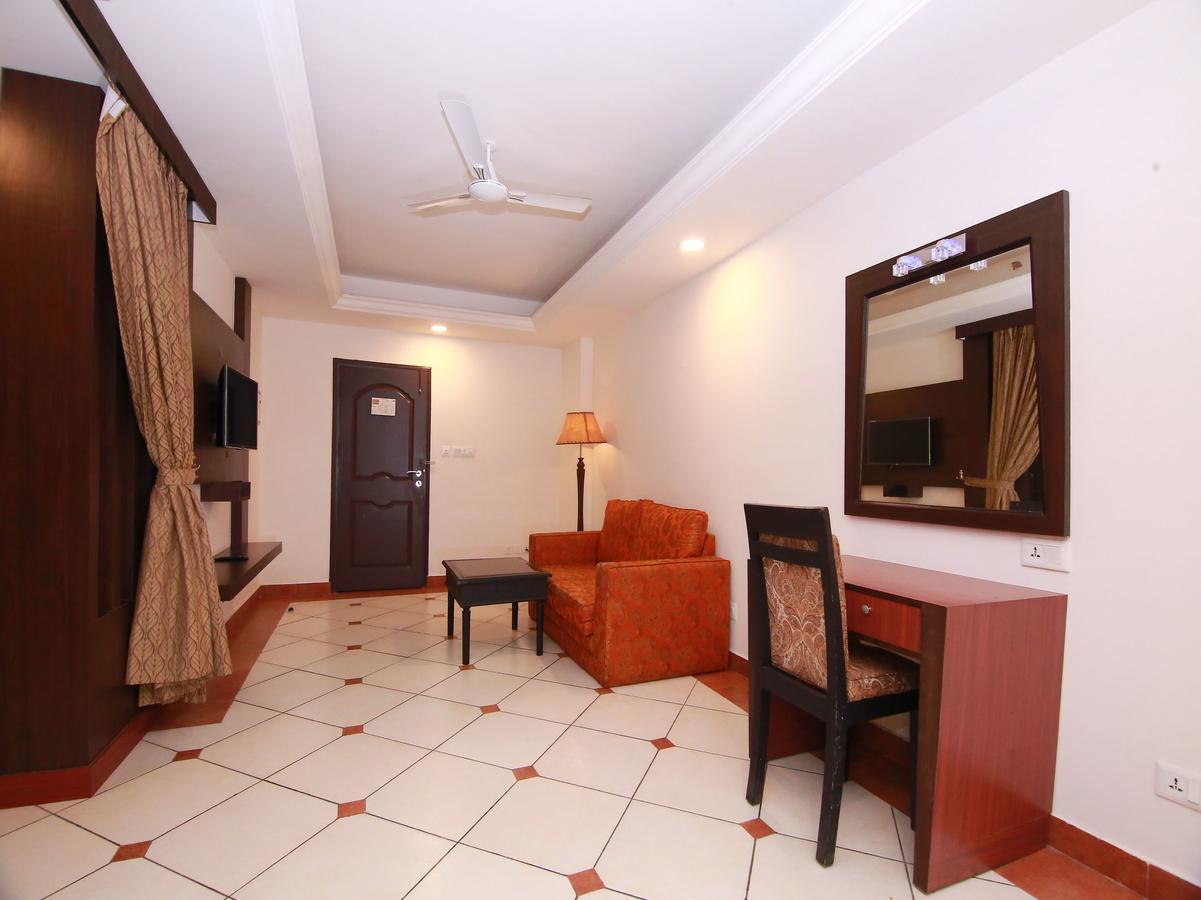 Emarald Hotel Cochin Kochi Εξωτερικό φωτογραφία