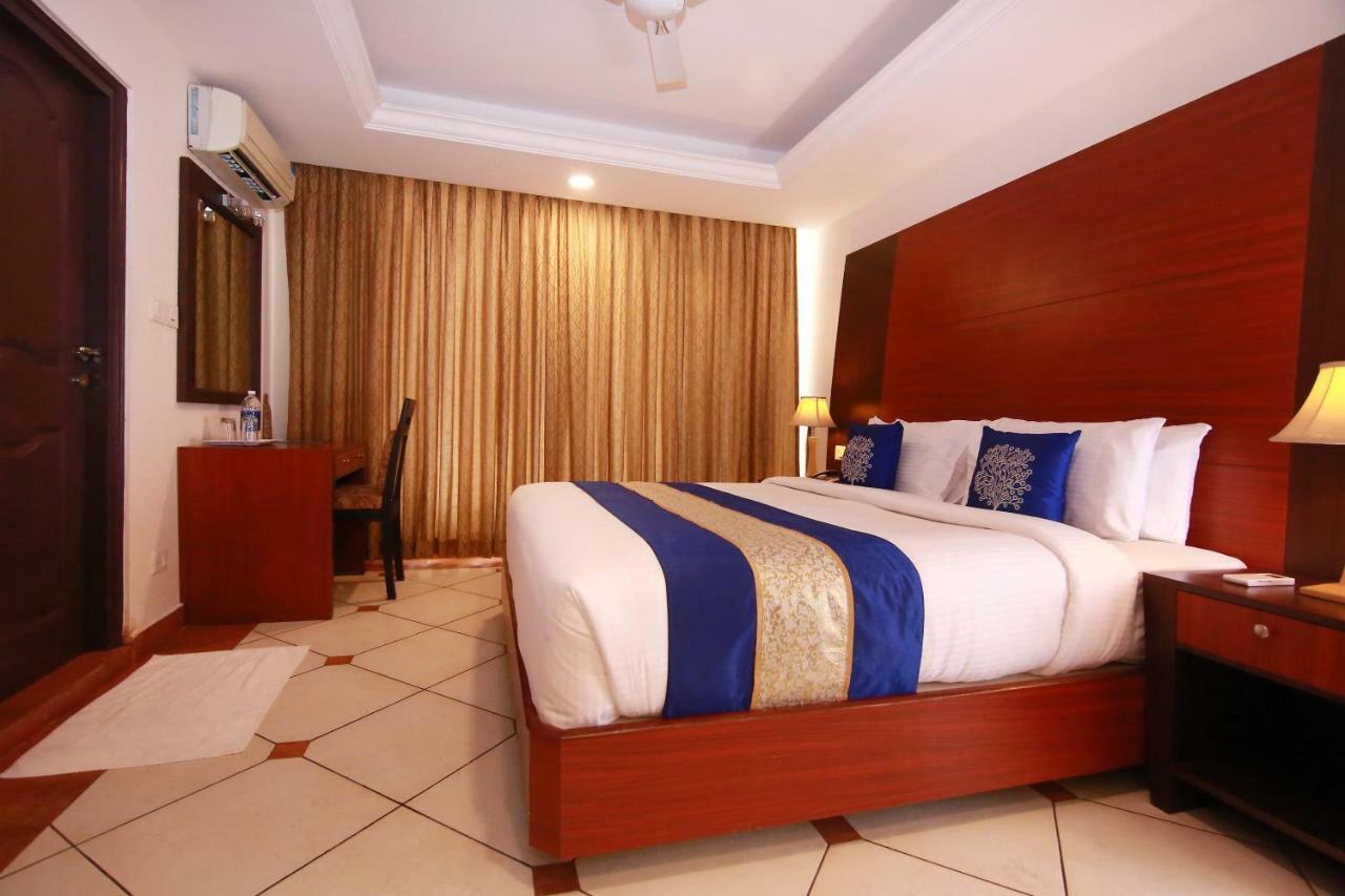 Emarald Hotel Cochin Kochi Εξωτερικό φωτογραφία