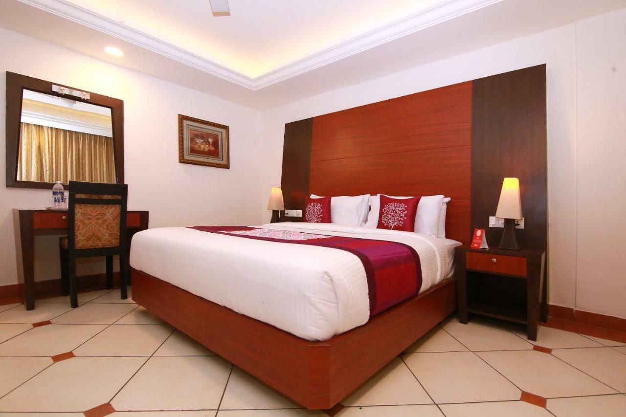 Emarald Hotel Cochin Kochi Εξωτερικό φωτογραφία